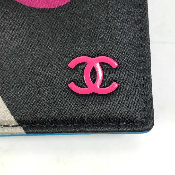 Chanel Logo CC Wallet