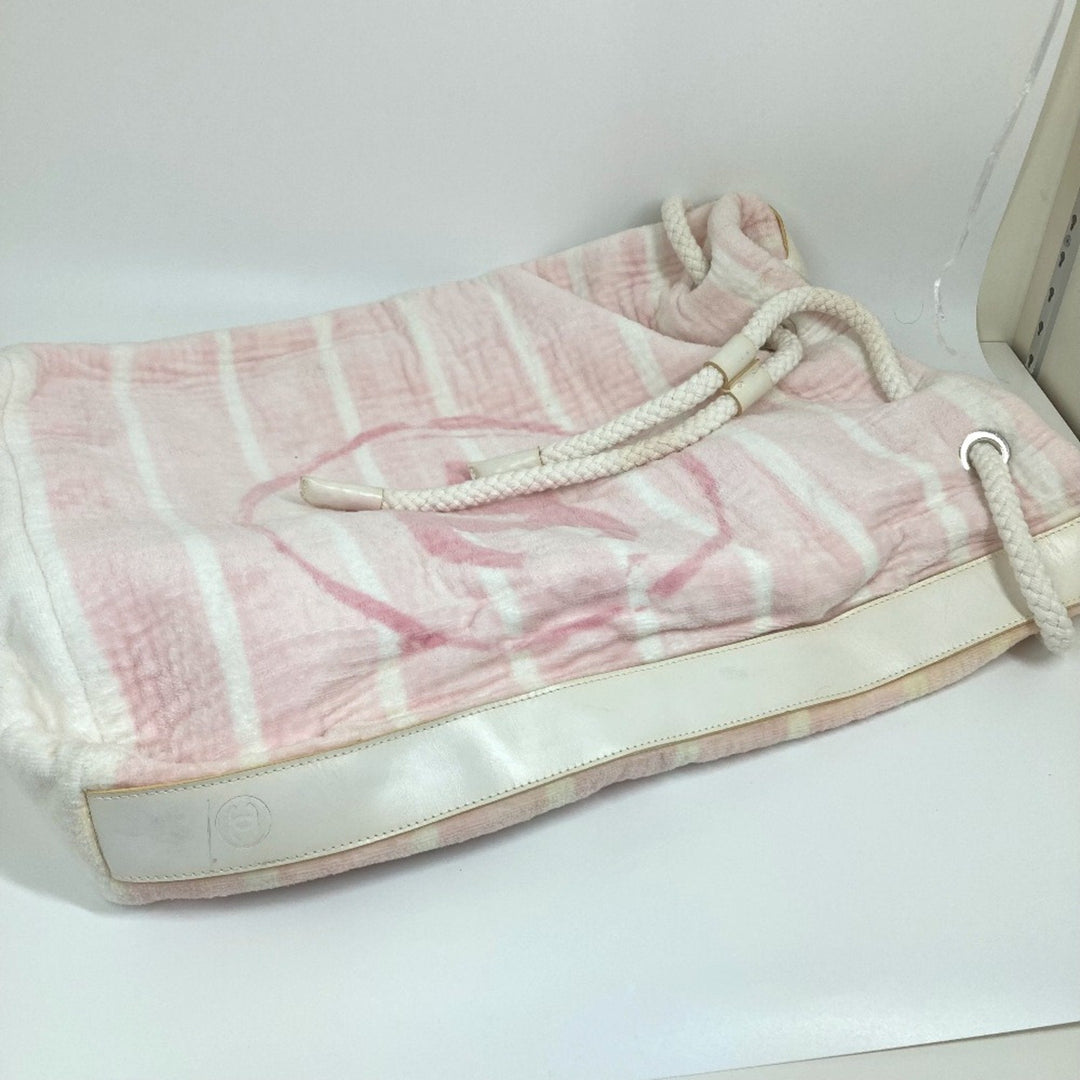 Chanel Logo CC Shoulder Bag
