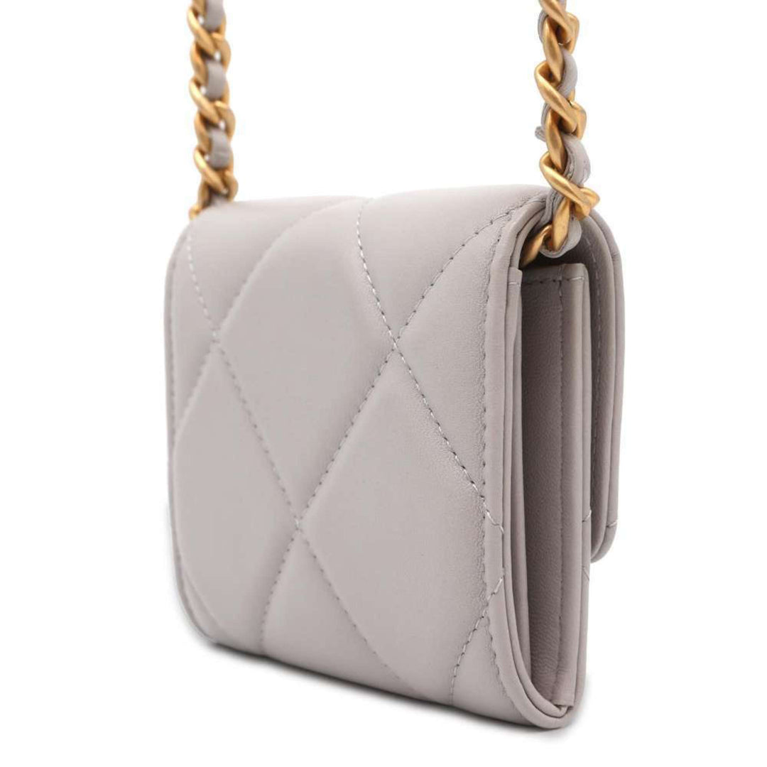 Chanel  19 Wallet