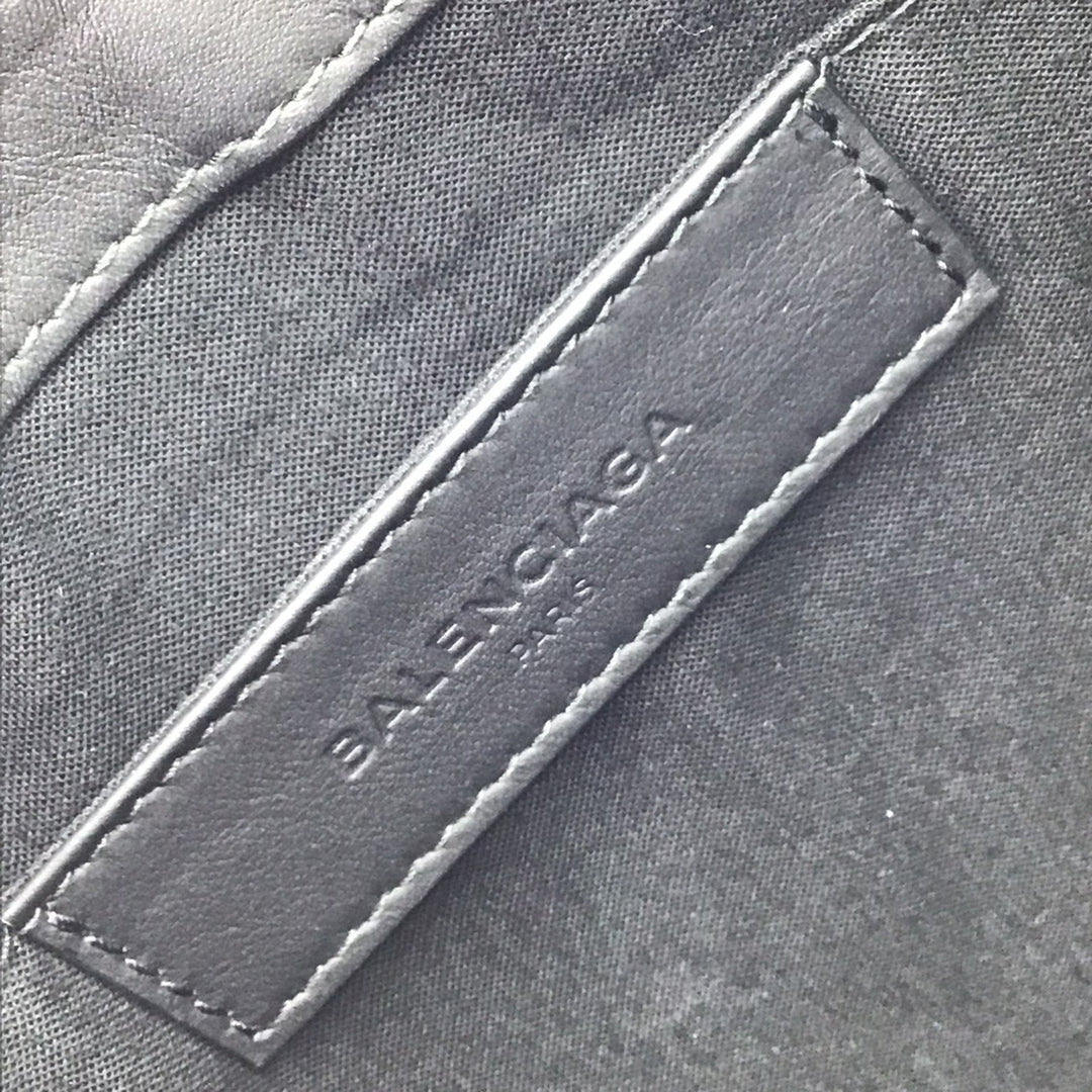 Top Quality Balenciaga Clip Clutch Bag