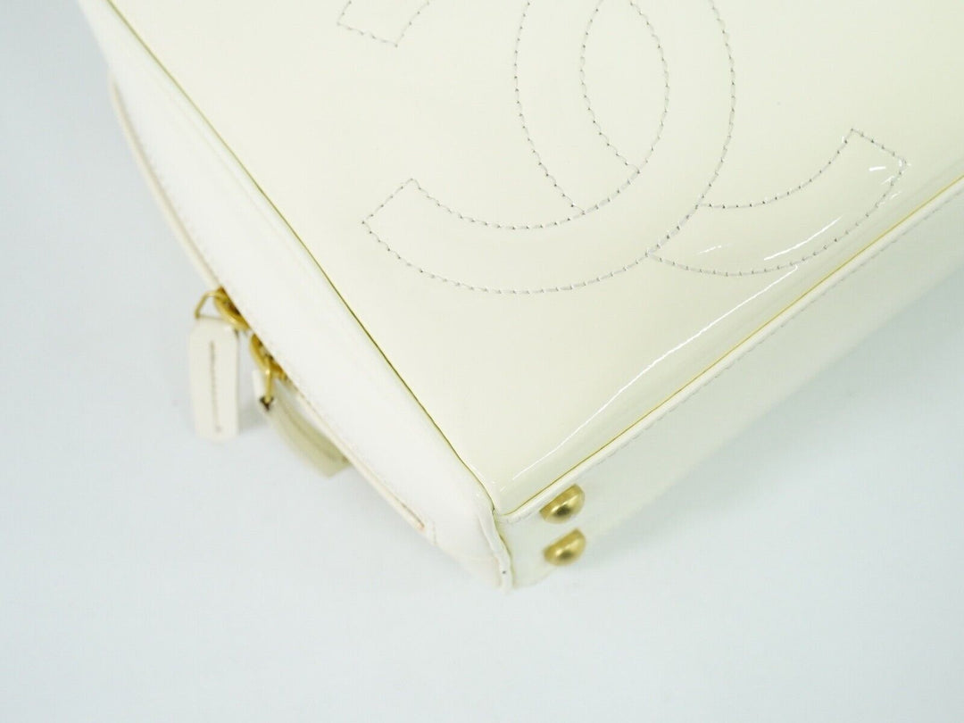 Chanel Triple coco Handbag