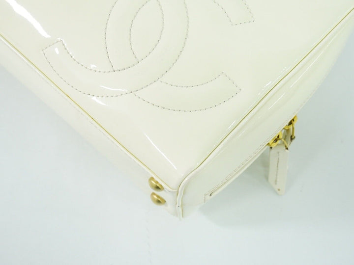 Chanel Triple coco Handbag