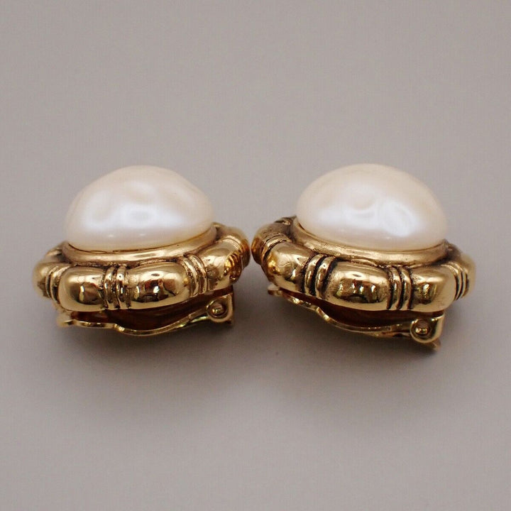 Chanel - Earrings