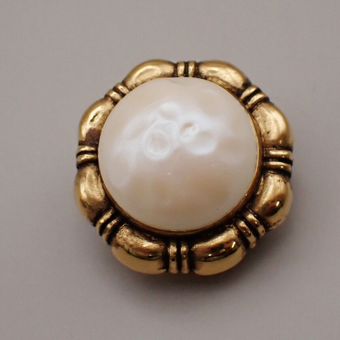 Chanel - Earrings