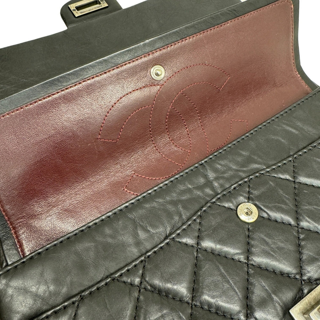 Chanel 2,55 Shoulder Bag