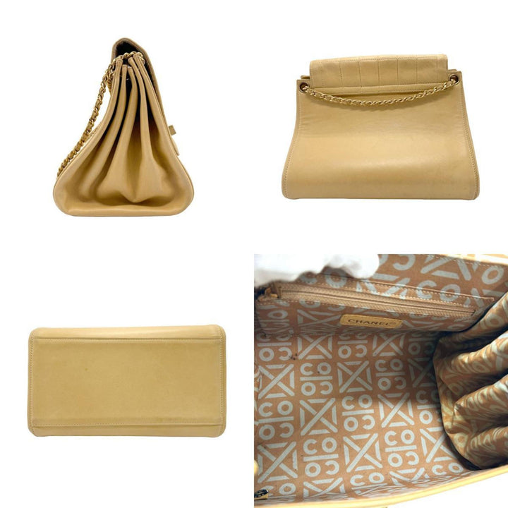 Chanel 2,55 Shoulder Bag
