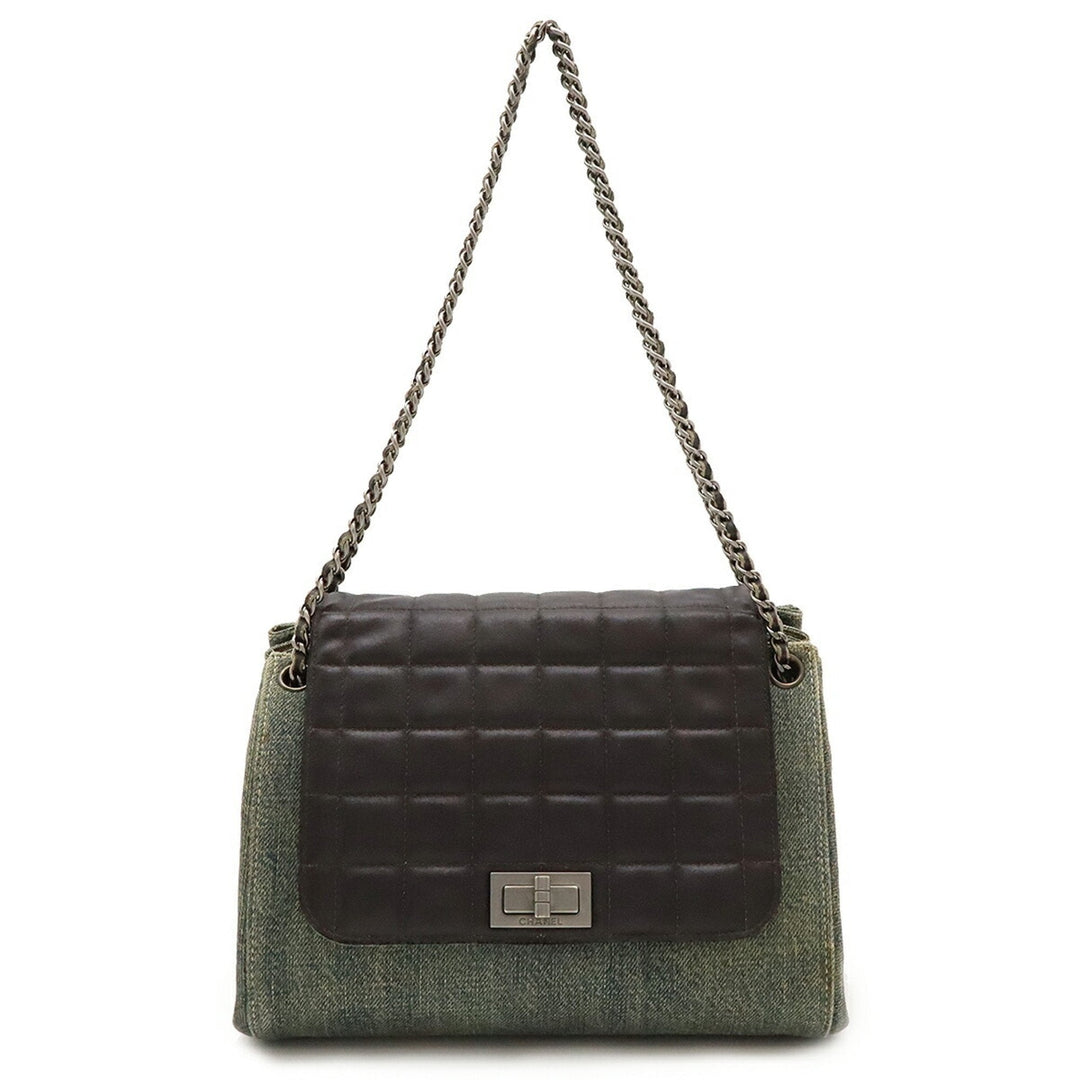 Chanel 2,55 Shoulder Bag