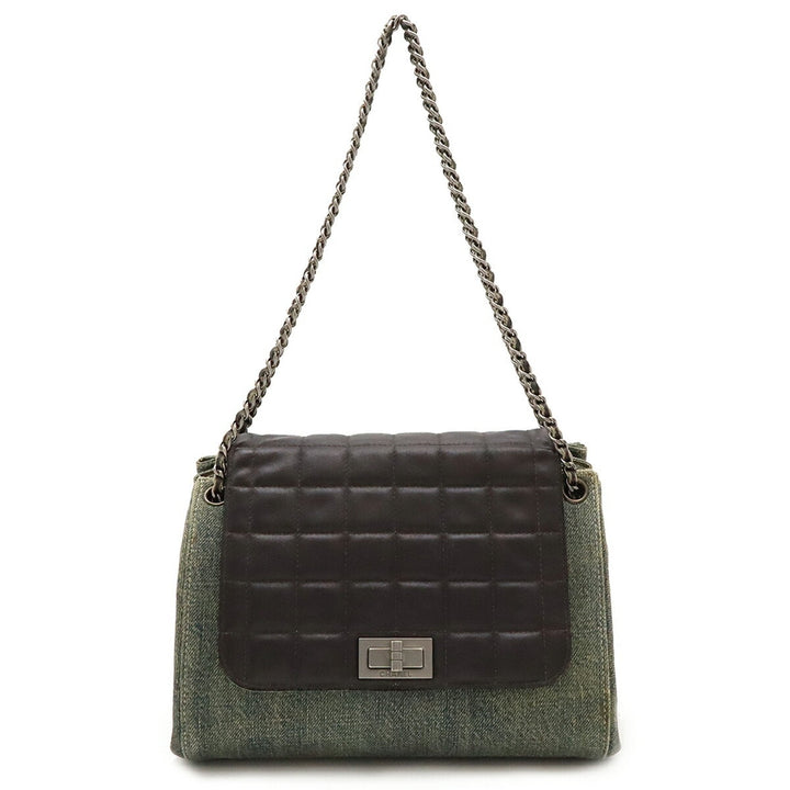 Chanel 2,55 Shoulder Bag