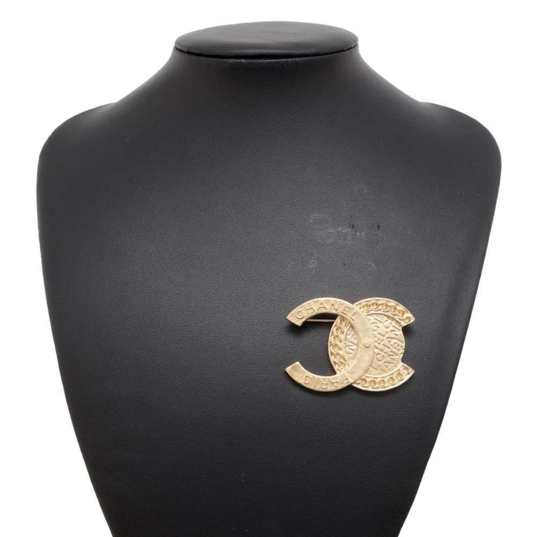 Chanel Logo CC Brooch