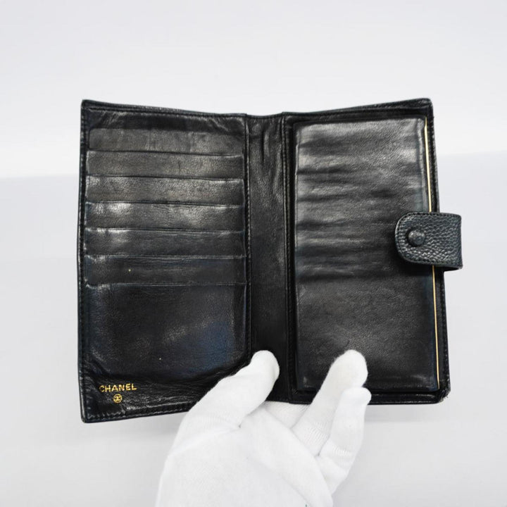 Chanel Logo CC Wallet