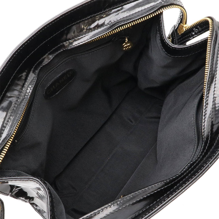 Chanel Logo CC Shoulder Bag