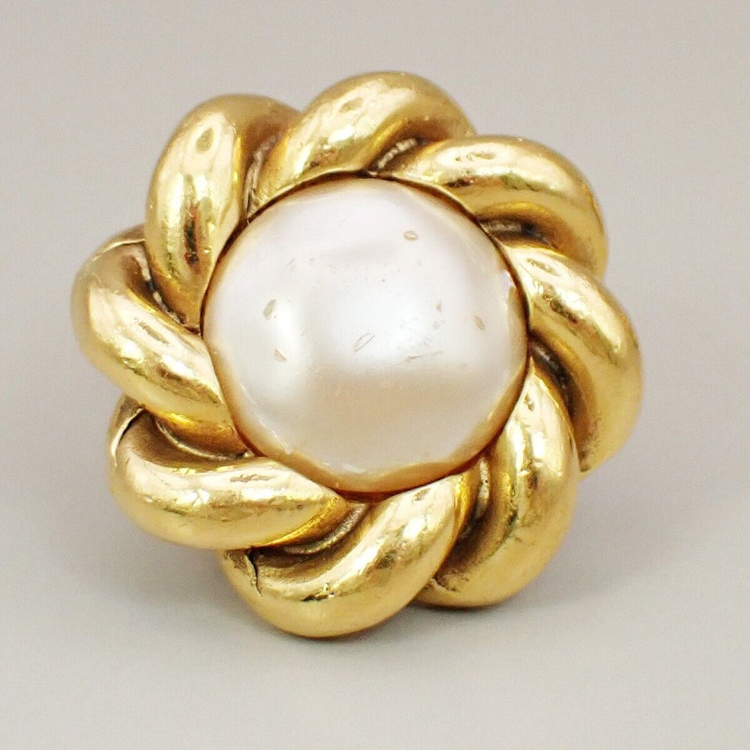 Chanel - Earrings