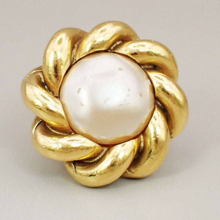 Chanel - Earrings