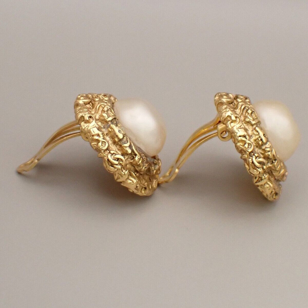 Chanel - Earrings