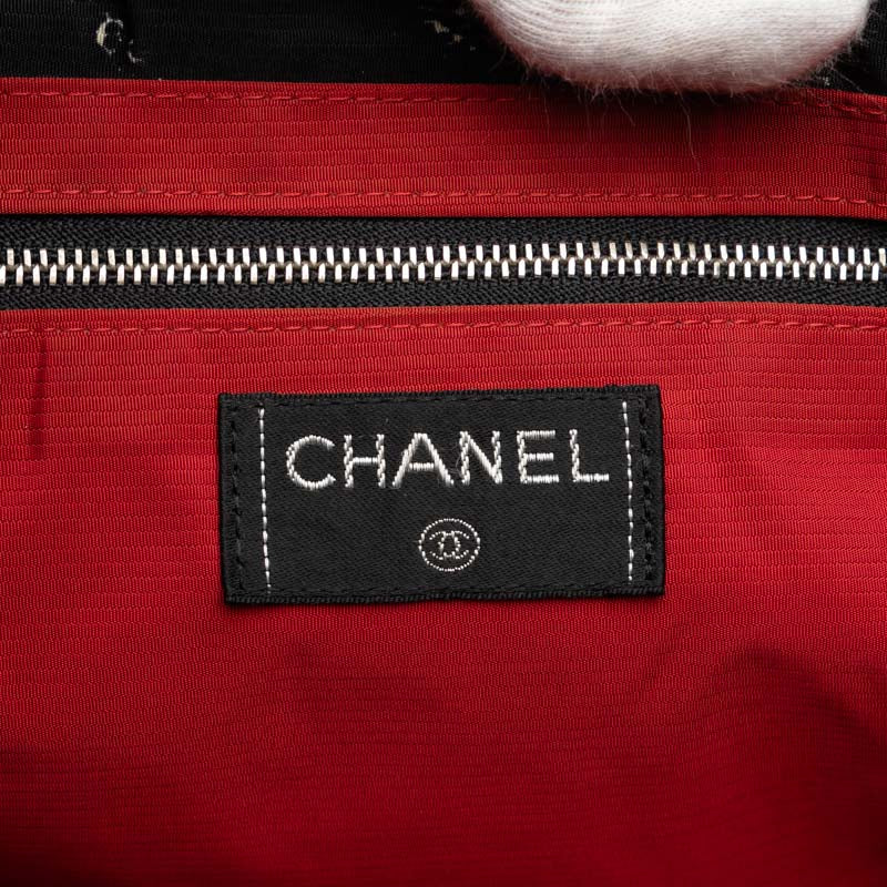 Top Quality Chanel Old Travel Line Tooth Tooth Bag Shoulder Bag Black Nylon Lady Chanel