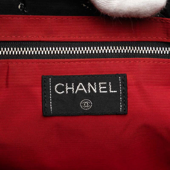 Top Quality Chanel Old Travel Line Tooth Tooth Bag Shoulder Bag Black Nylon Lady Chanel