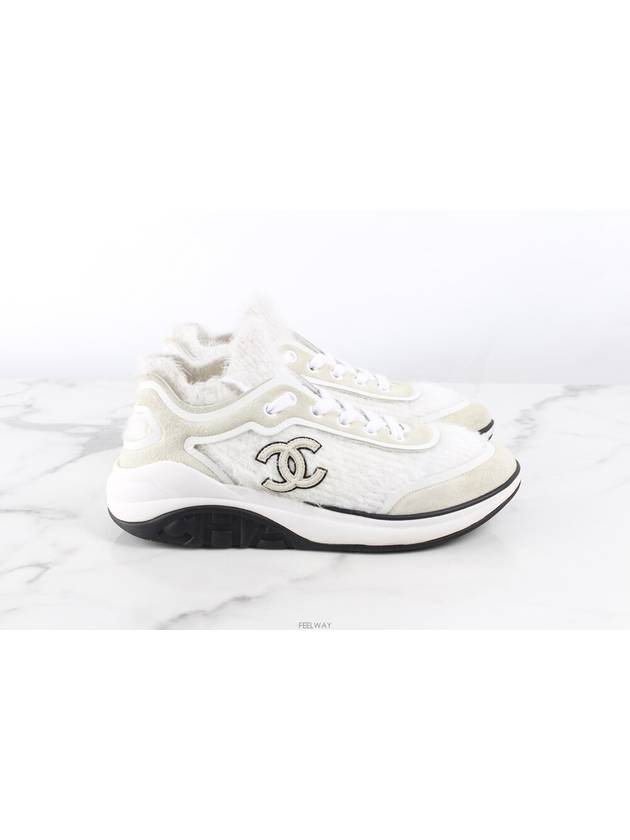CC logo knit sneakers 36 230 Chanel