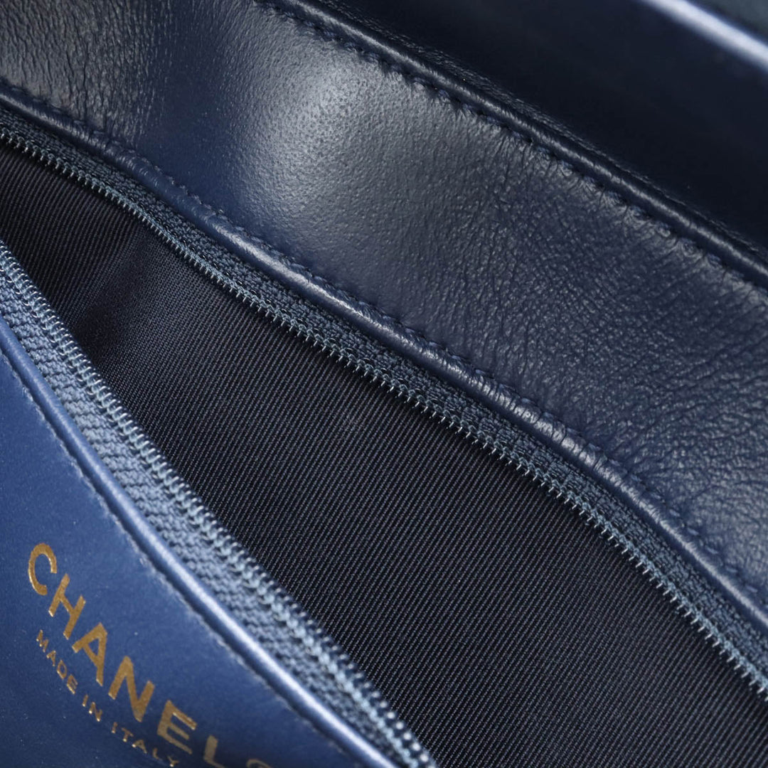 Chanel Caviar Skin Vanity Case Handbag Navy