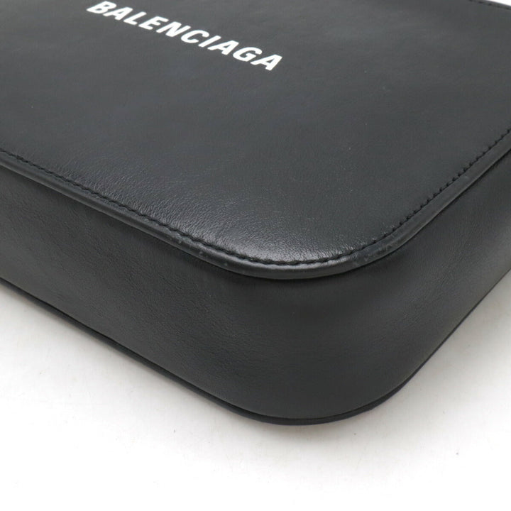 Top Quality Balenciaga Leather Everyday Camera Bag S