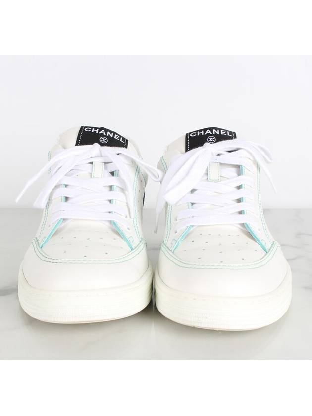 Back logo sneakers 42 270 Chanel