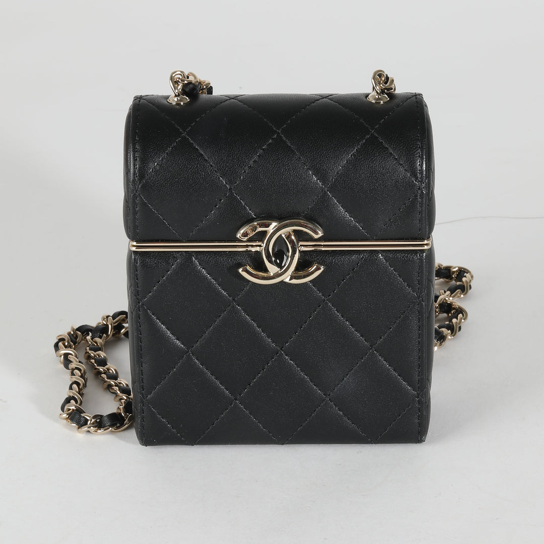 Chanel 23C Black Quilted Lambskin Box Chain Vanity