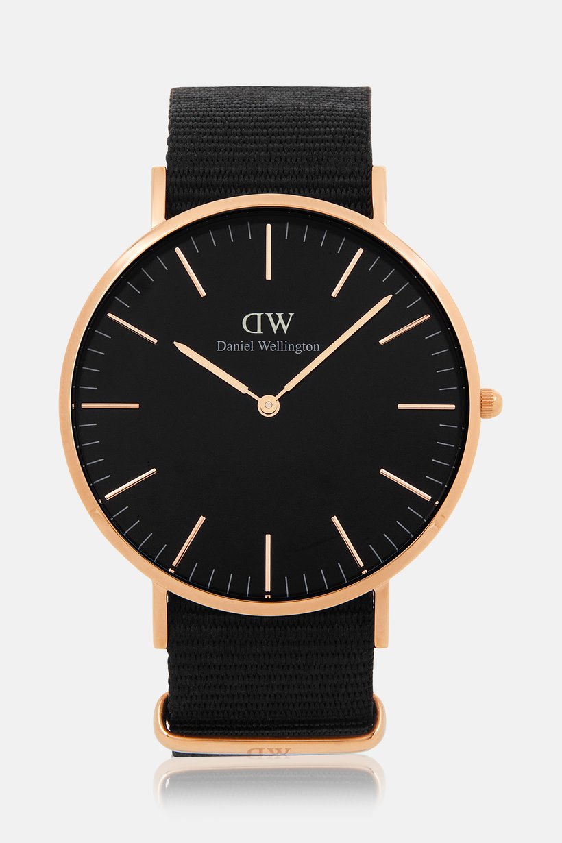 title:Daniel Wellington Men's DW00600148 Cornwall 40mm  Watch;color:Black