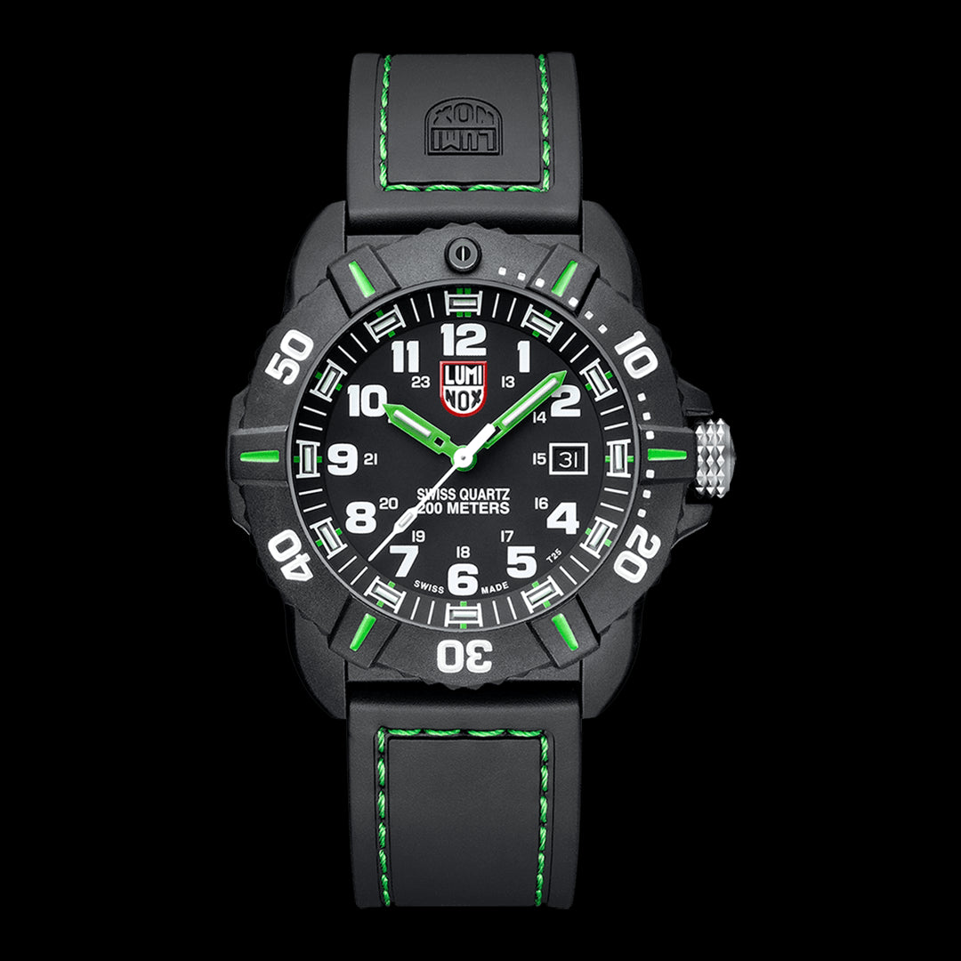 Luminox Men's XS.3037 Coronado 44mm Quartz Watch