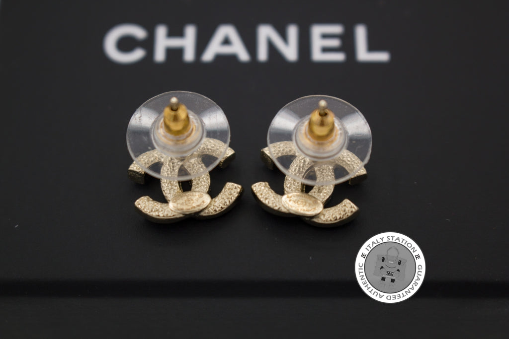 Top Quality Chanel A88429 Y0200 Gold Metal S Earrings Ghw