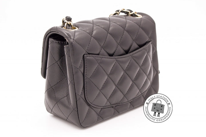 Top Quality Chanel A35200 Y04059 Classic CC Flap Black / 94305 Lambskin Mini Shoulder Bags Pbhw