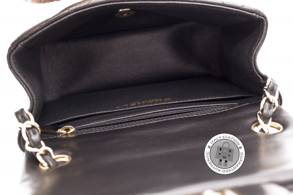 Top Quality Chanel A35200 Y04059 Classic CC Flap Black / 94305 Lambskin Mini Shoulder Bags Pbhw