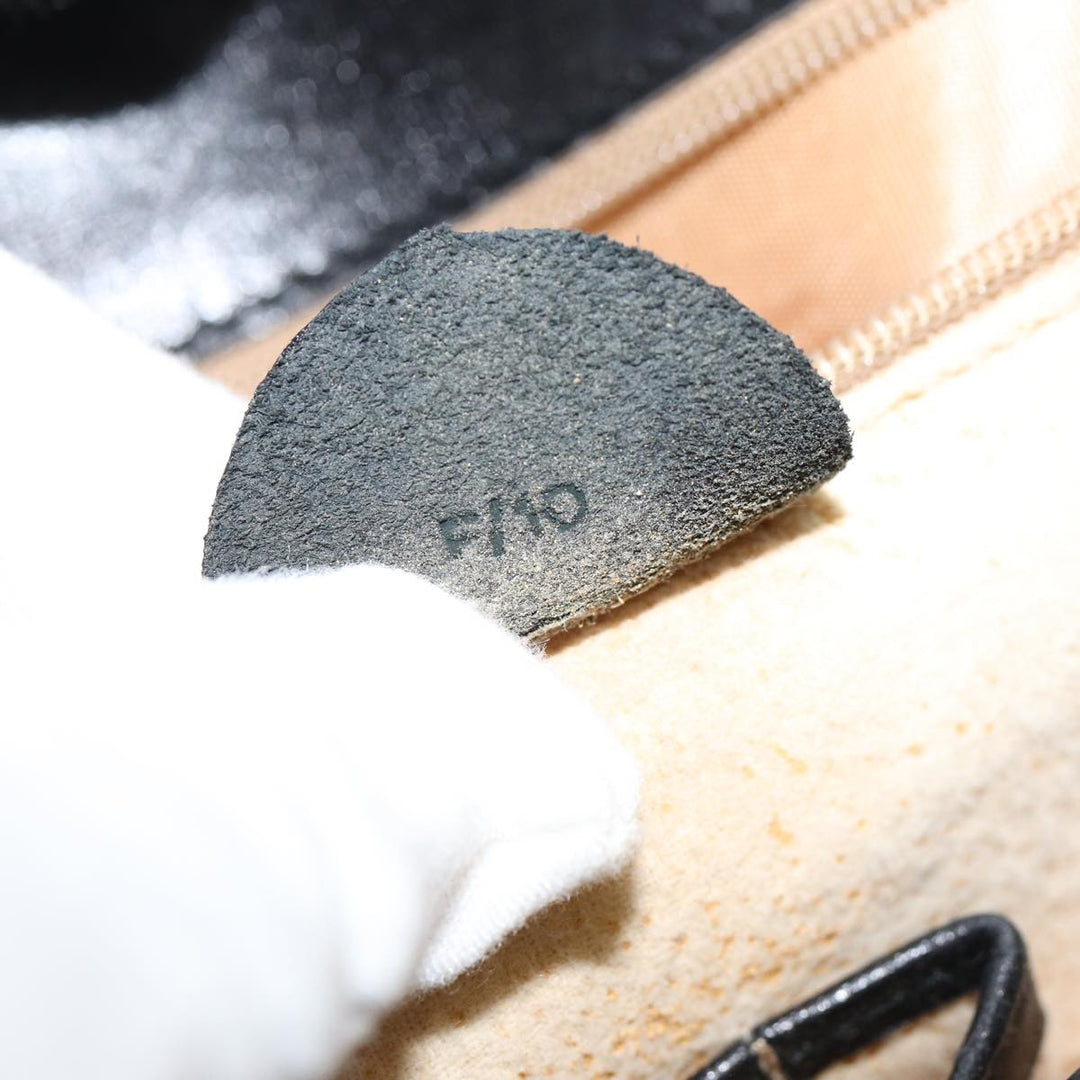 Celine Logo du cercle Shoulder Bag