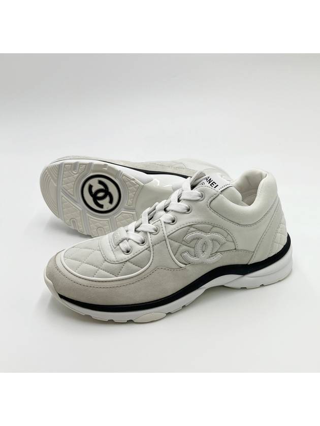 CC Logo Fabric Suede Low-Top Sneakers Light Grey Chanel