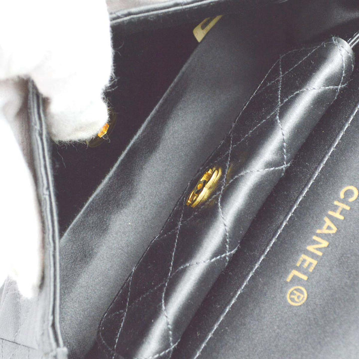 Top Quality Chanel 1989-1991 Gray Satin Single Flap Shoulder Bag