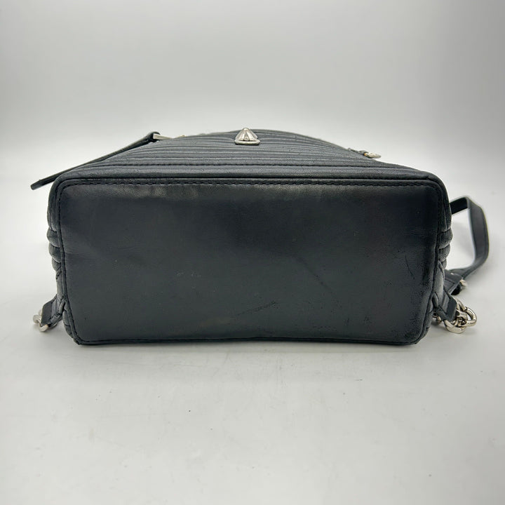 By the way leather backpack Top quality Fendi Black in Leather LA15428