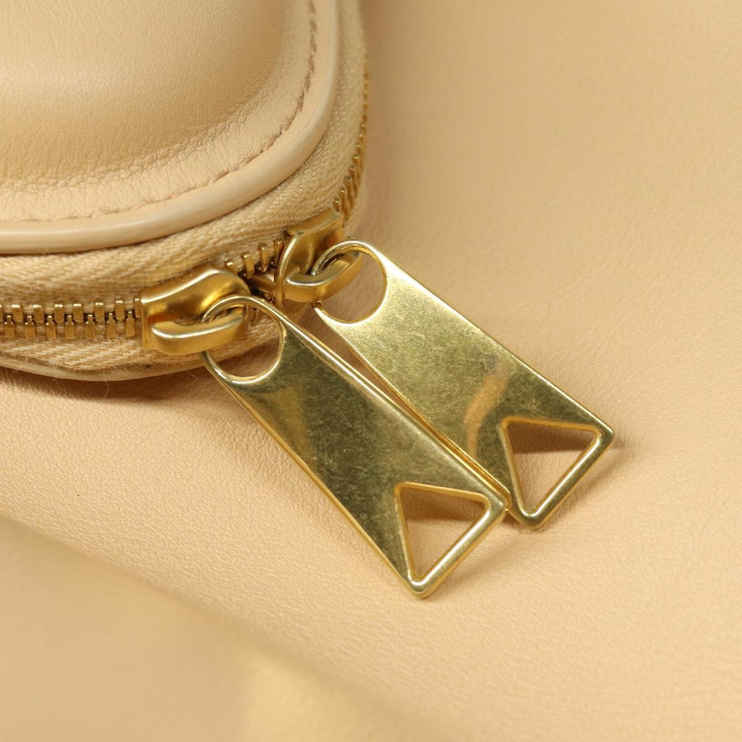 Bottega veneta Beak Handbag