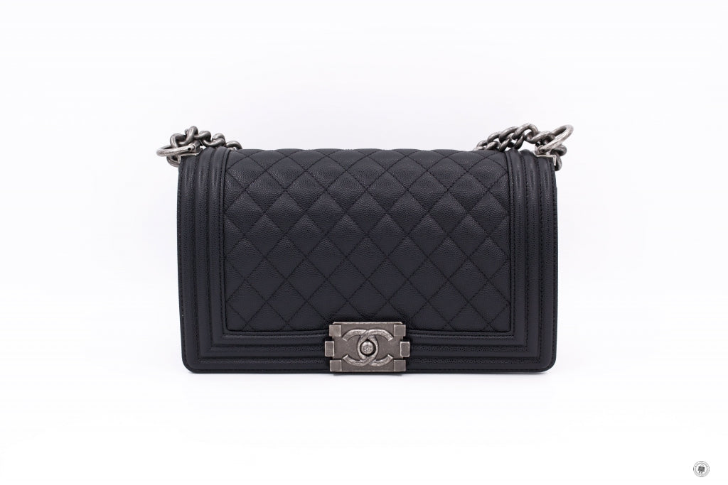 Top Quality Chanel A67086 Y83338 Boy Black / 94305 Caviar Medium Shoulder Bags Sbhw