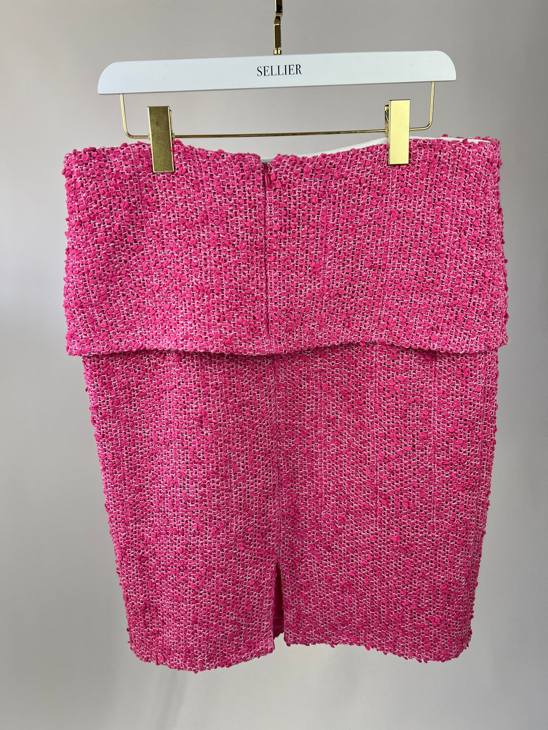 *HOT* Top Quality Chanel 21C Pink Tweed Jacket and Skirt Set with CC Logo Buttons Size FR 42 (UK 14)