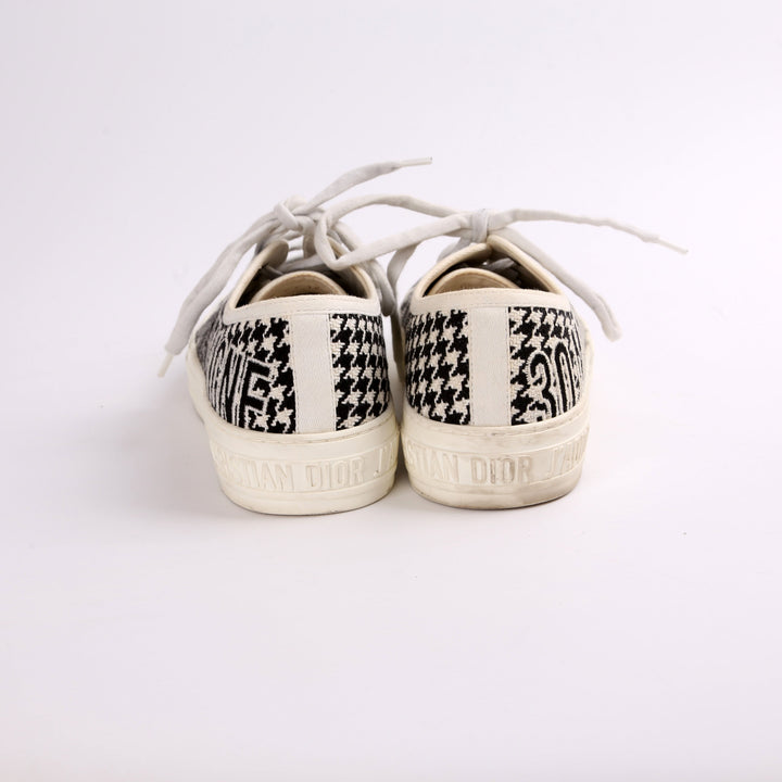 Walk'N'Dior Sneakers Size 37.5