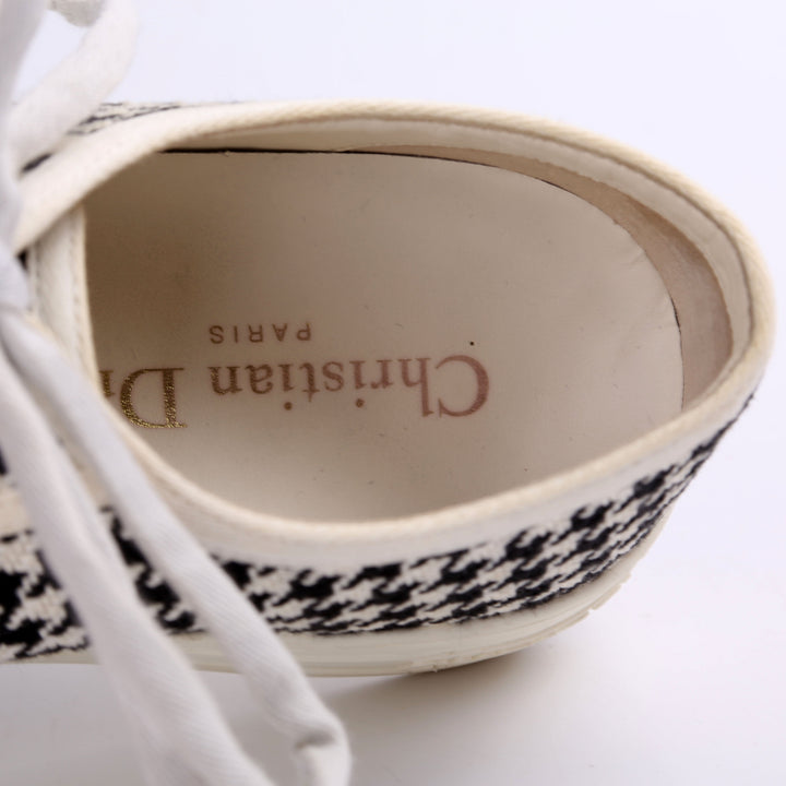 Walk'N'Dior Sneakers Size 37.5