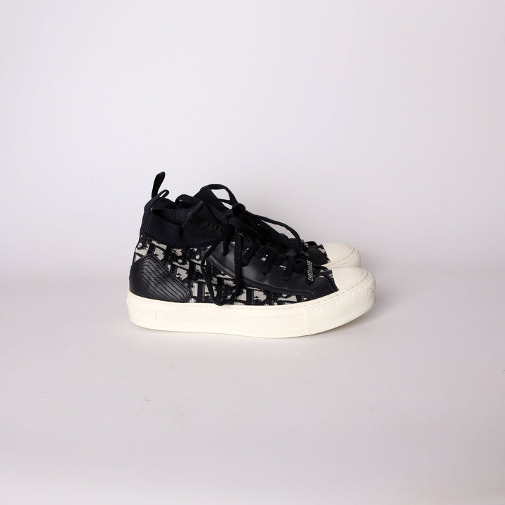 Walk'N'Dior Hightop Sneakers Size 37