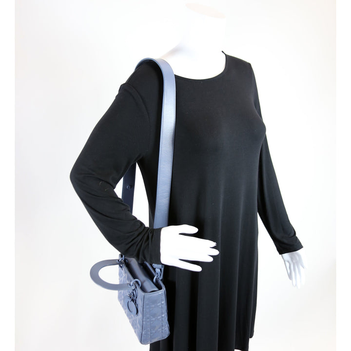 Lady Top quality Dior Medium Diamond Cannage Blue