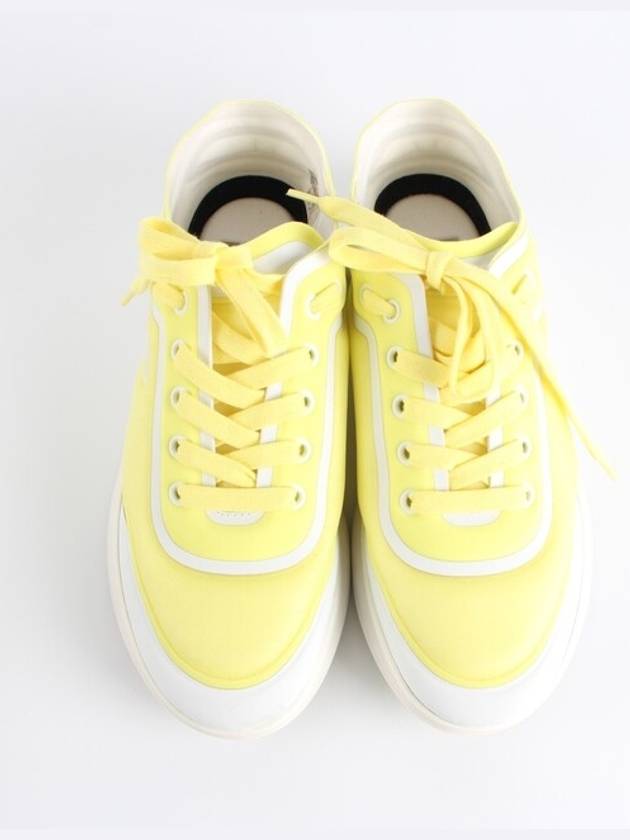 cc logo sneakers yellow 37 Chanel