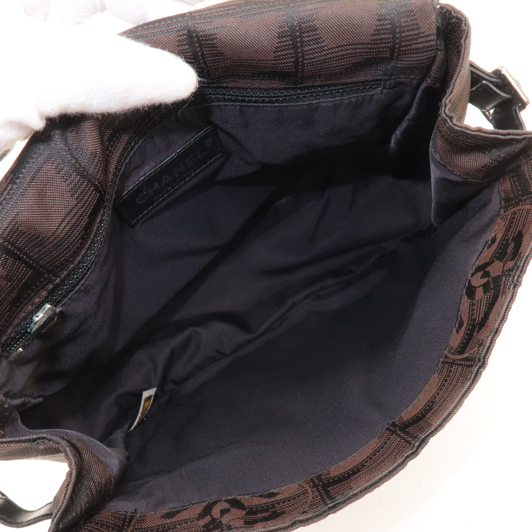 Top Quality Chanel New Travel Line Nylon Jacquard Leather Shoulder Bag A29347