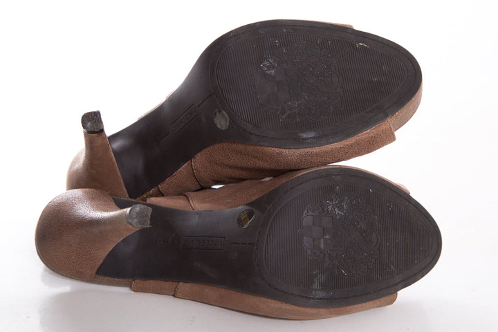 Vince Camuto Taupe Heels SZ 7.5