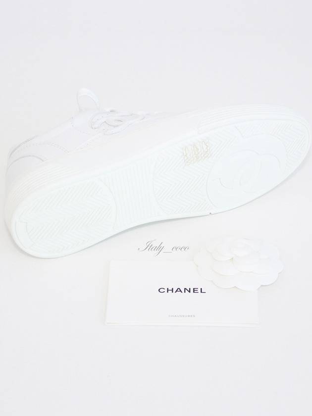 CC Logo Calfskin Low Top Sneakers White Chanel