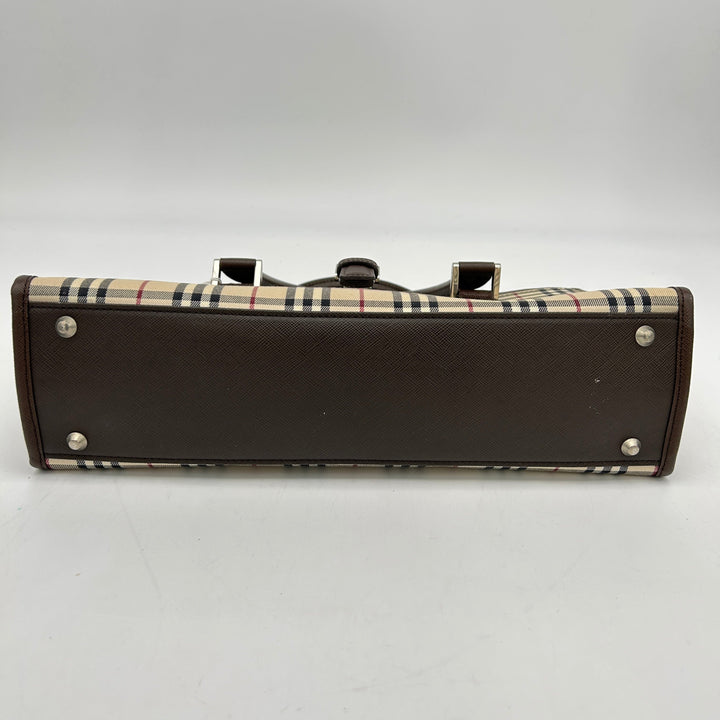 Burberry Nova Check Handbag YVEAE878