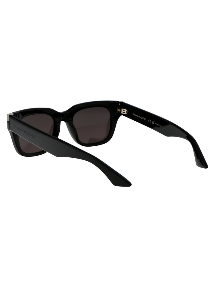 Alexander Mc Queen Sunglasses Am0439 S 001
