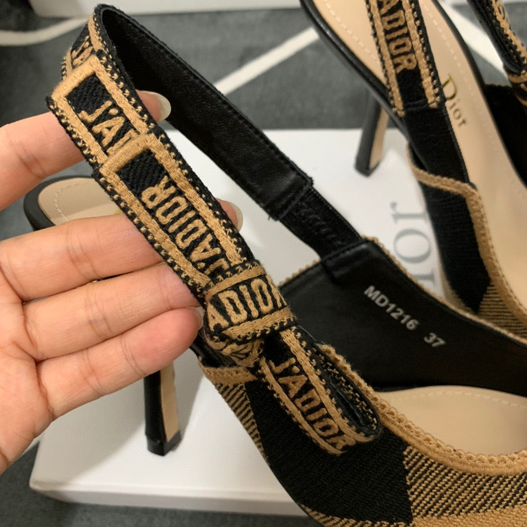 SE205 Size4-11