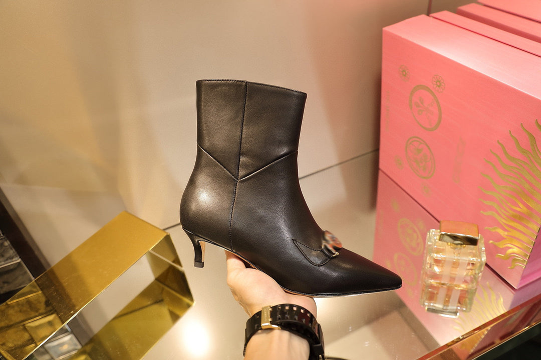 SE231 Size 4-10