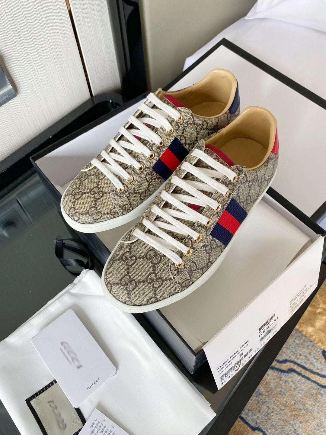 SE353 Men's Size 6-11   Women's Size 4-10